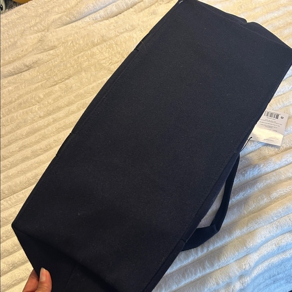 Coach Navy Weekender Bag with Silver Logo - Picture 9 of 9